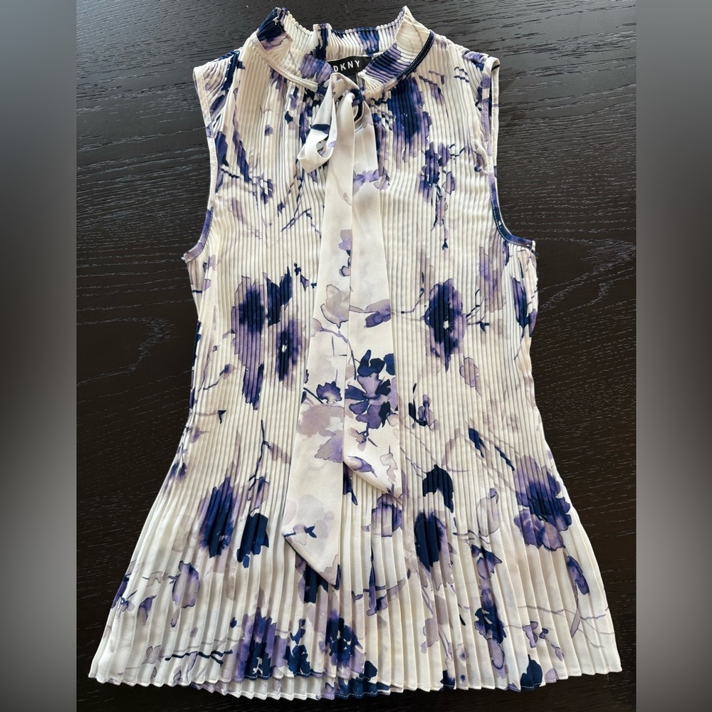 DKNY Purple and White Floral Pleated Blouse